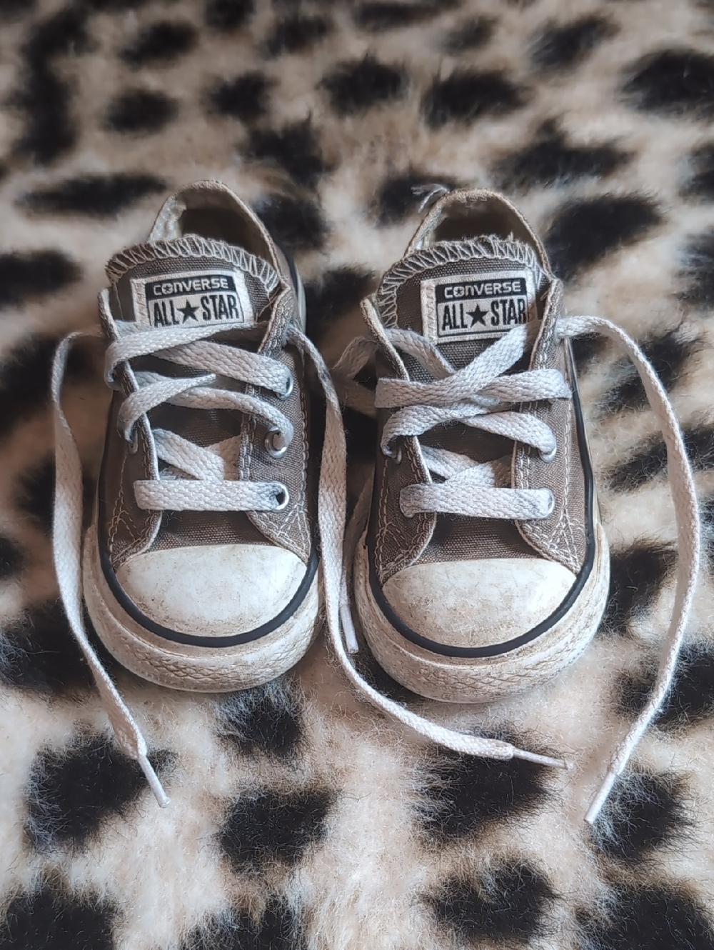 Converse Kids Low Top Sneakers - Gray/White